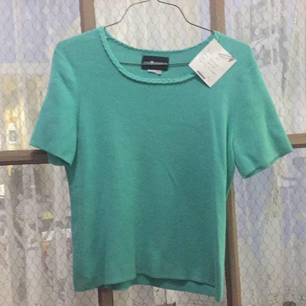Women’s Top